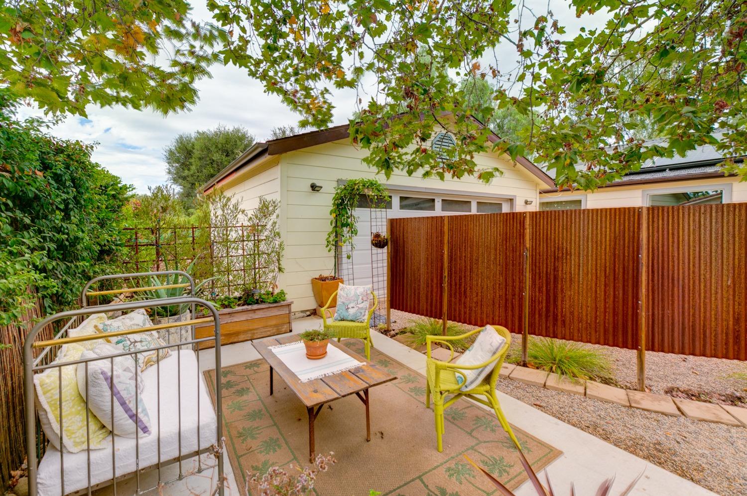 811 Tico Road Ojai, CA 93023 - Photo 32 of 50 Gallery Image 32
