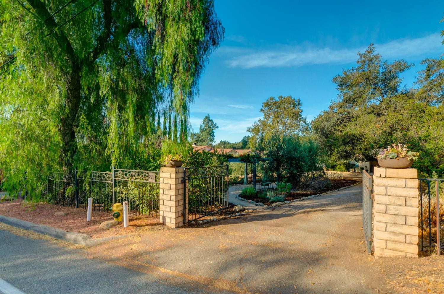 811 Tico Road Ojai, CA 93023 - Photo 47 of 50 Gallery Image 47