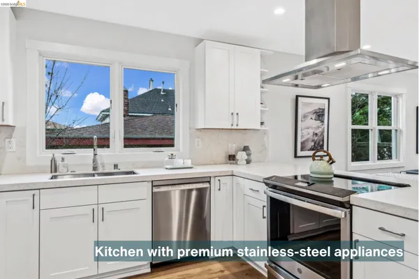 $1,750,000 | 667 Alcatraz Avenue, Oakland, CA 94609