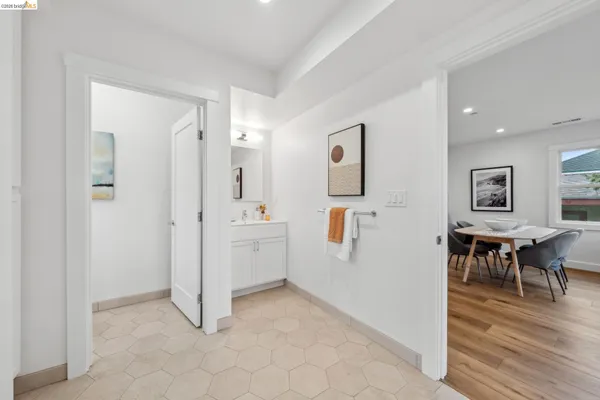 $1,750,000 | 667 Alcatraz Avenue, Oakland, CA 94609