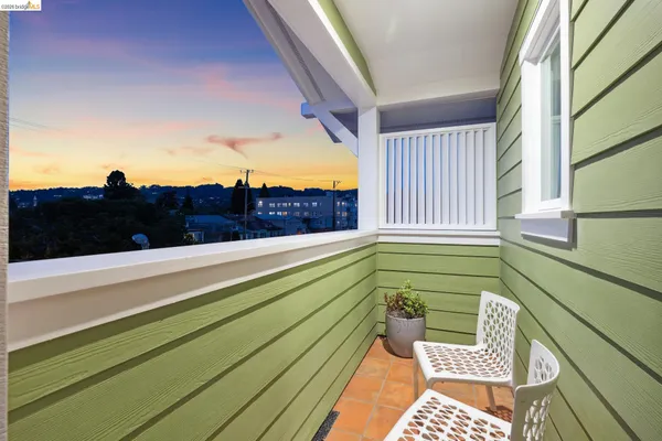 $1,750,000 | 667 Alcatraz Avenue, Oakland, CA 94609