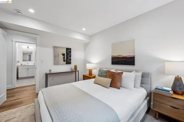 $1,750,000 | 667 Alcatraz Avenue, Oakland, CA 94609