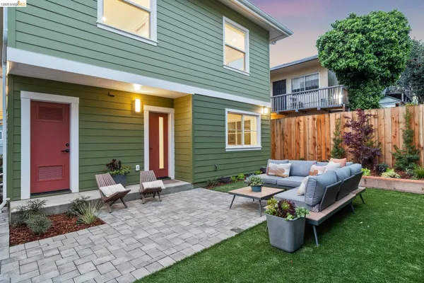 $1,750,000 | 667 Alcatraz Avenue, Oakland, CA 94609