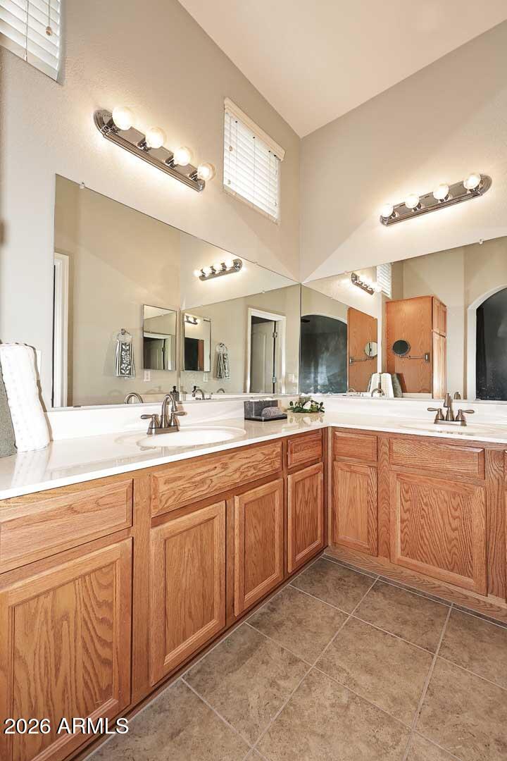 2727 North Price Road, Unit 41 Chandler, AZ 85224 - Photo 11 of 29 Primary Bath