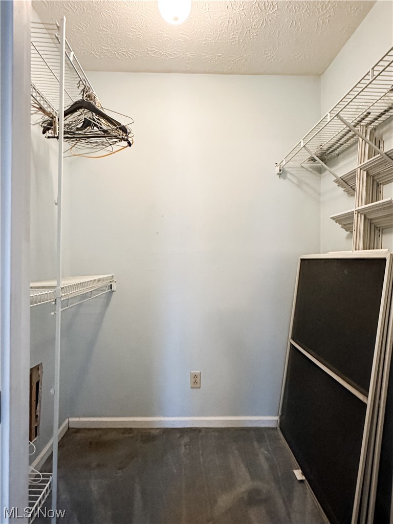 1790 Meldahl Road Washington, WV 26181 - Photo 25 of 35 Walk in closet ...