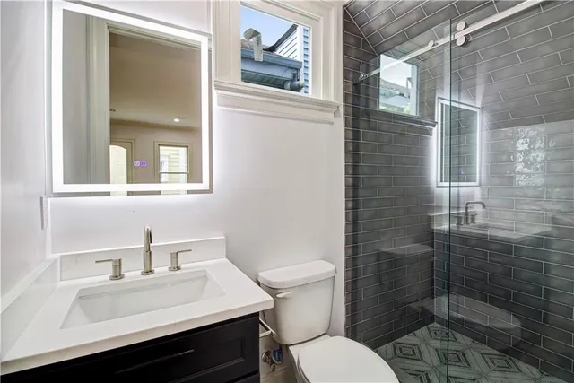 $2,500 | 3416 Dauphine Street, Unit 3416, New Orleans, LA 70117