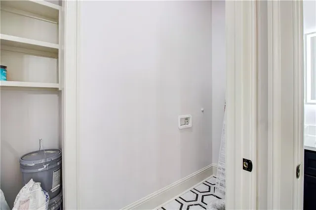 $2,500 | 3416 Dauphine Street, Unit 3416, New Orleans, LA 70117