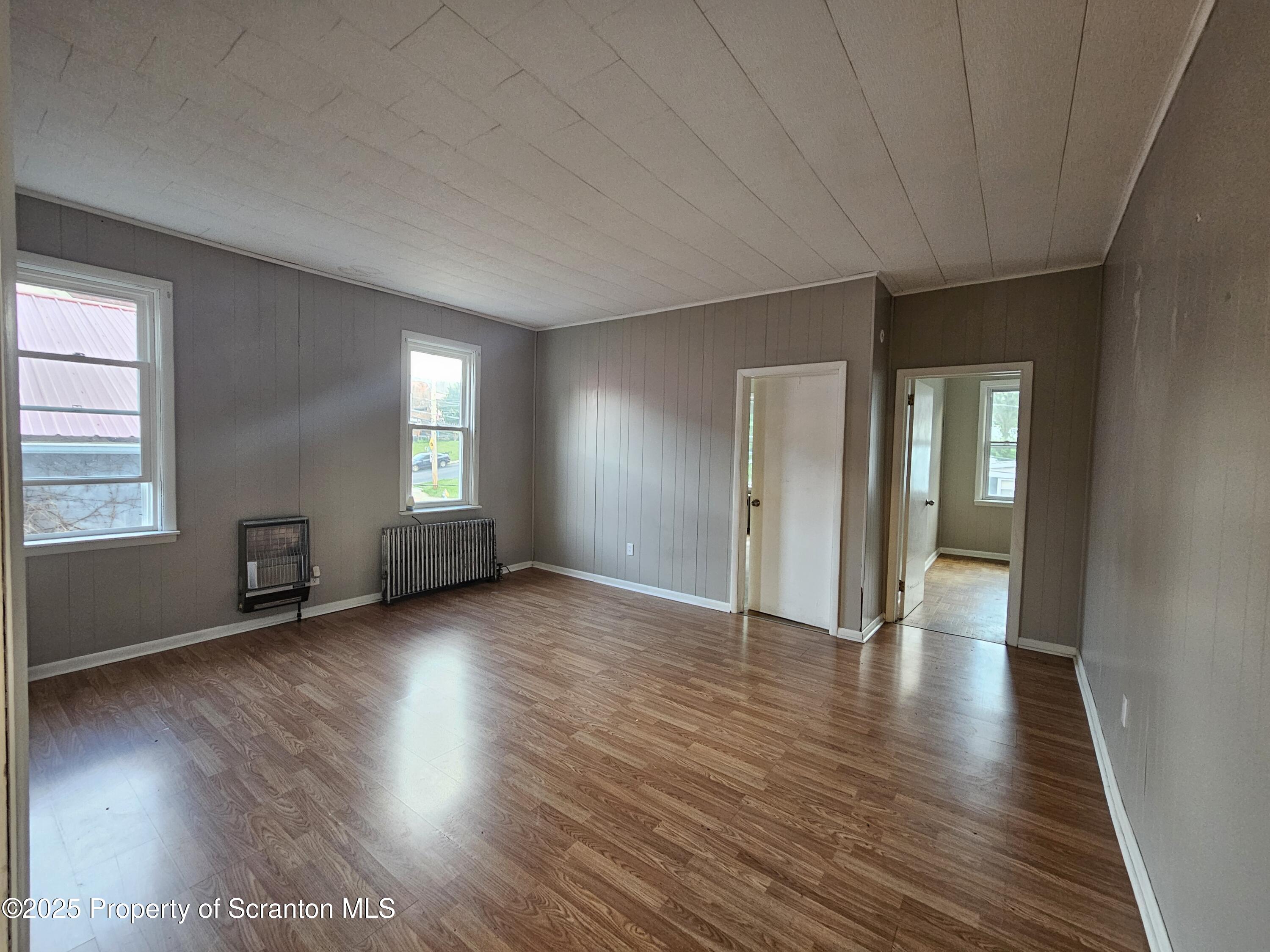 28 1/2 East Columbus Avenue, Unit 2 Pittston, PA 18640 - Photo 4 of 10 Living Room