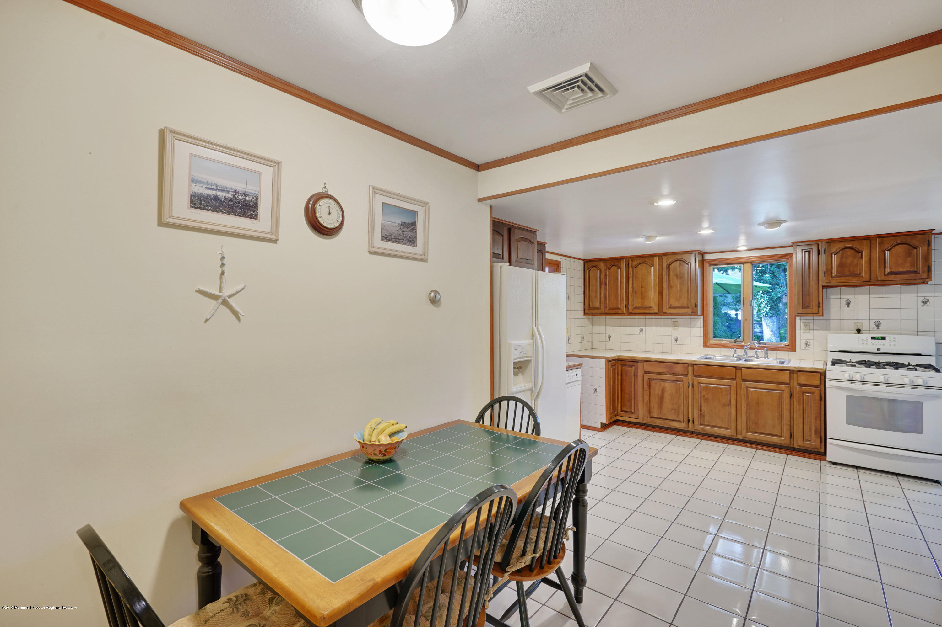 1111 River Avenue Point Pleasant, NJ 08742 - Photo 11 of 37 011_dsc00805-dsc00809