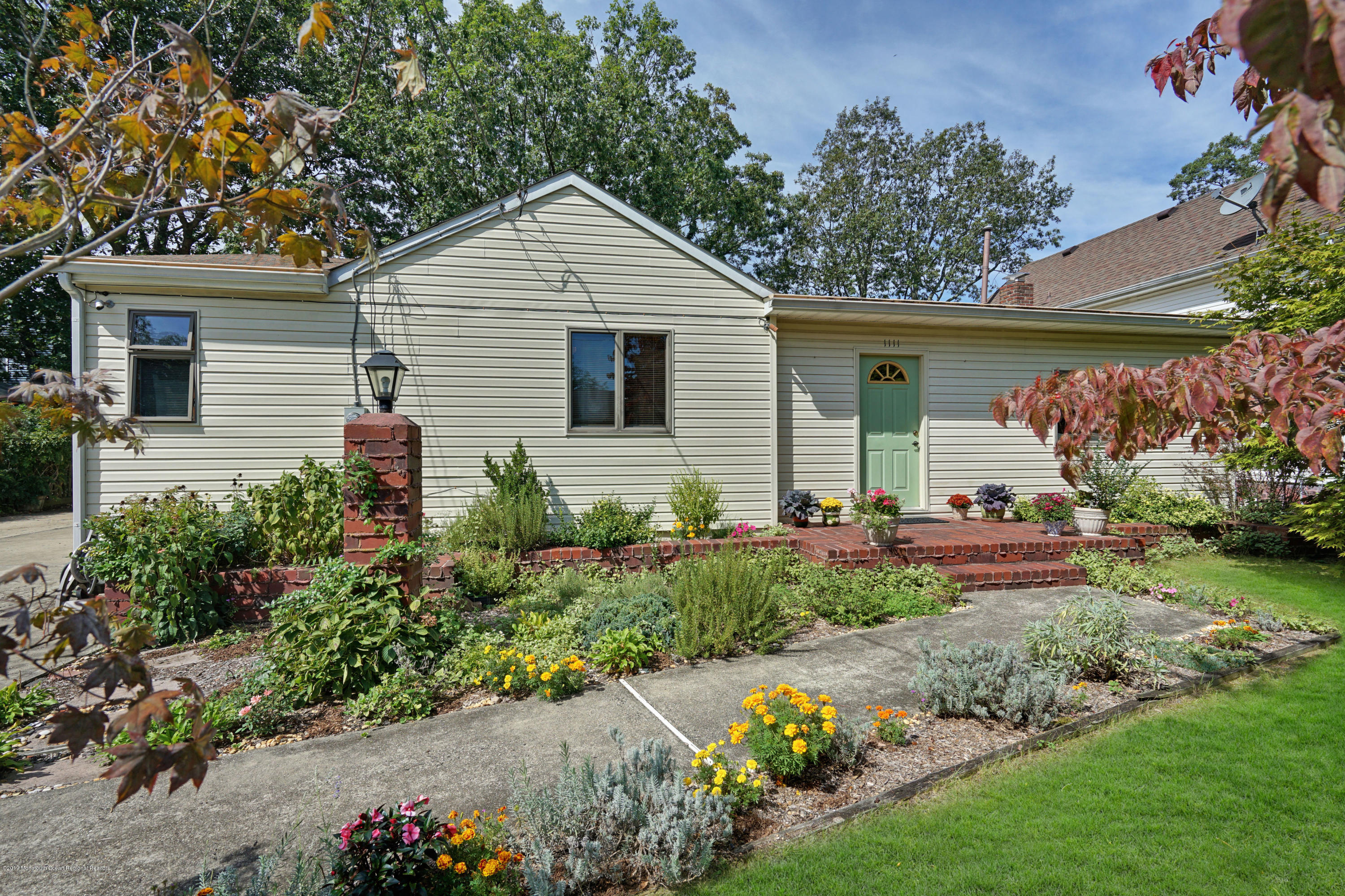 1111 River Avenue Point Pleasant, NJ 08742 - Photo 2 of 37 002_dsc00590-dsc00594_1