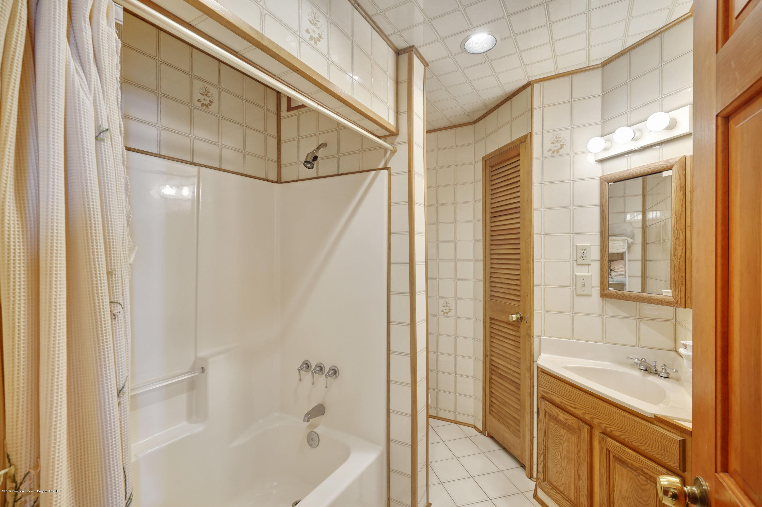 1111 River Avenue Point Pleasant, NJ 08742 - Photo 26 of 37 026_dsc00730-dsc00734