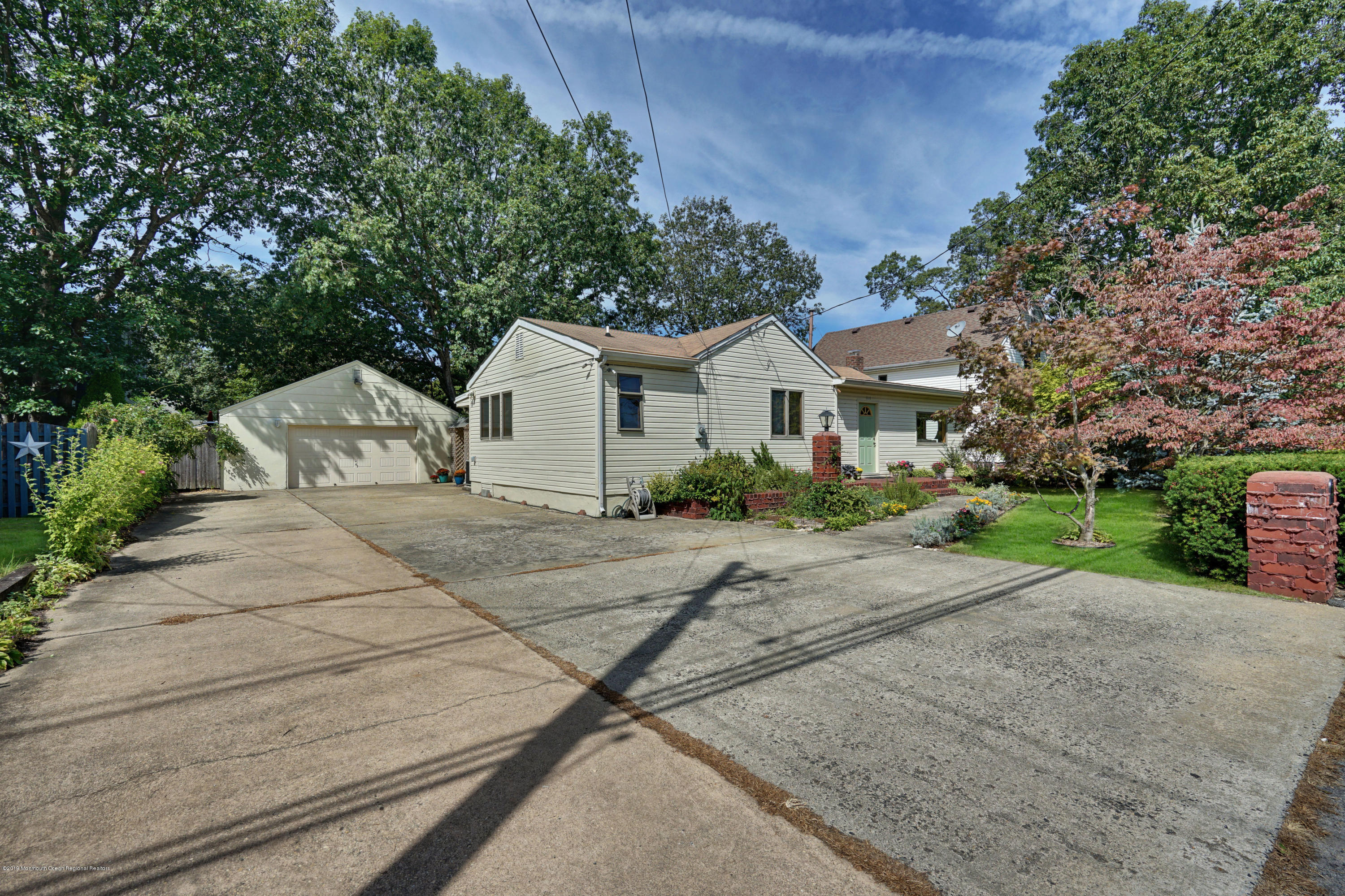 1111 River Avenue Point Pleasant, NJ 08742 - Photo 3 of 37 003_dsc00570-dsc00574_1