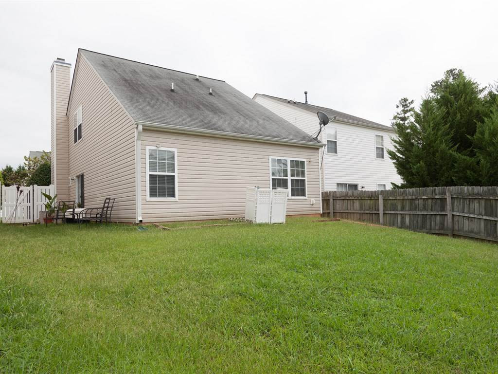 11005 Peacock Moss Street Raleigh, NC 27613 - Photo 6 of 25 Photo 6