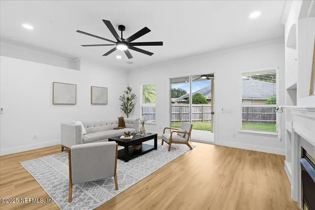 $495,000 | 548 East Silverthorn Lane, Ponte Vedra, FL 32081