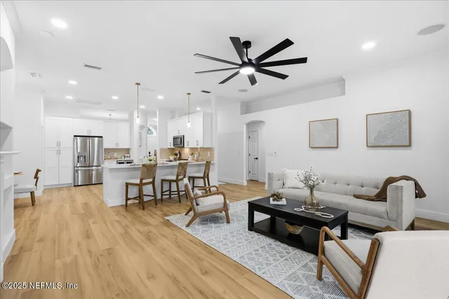 $495,000 | 548 East Silverthorn Lane, Ponte Vedra, FL 32081