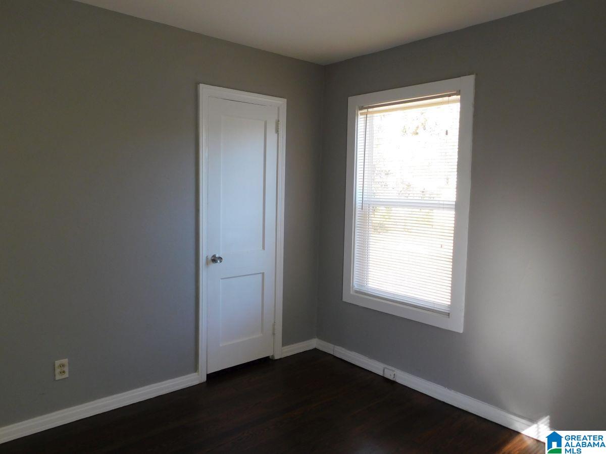 1233 15th Way Southwest Birmingham, AL 35211 - Photo 7 of 9