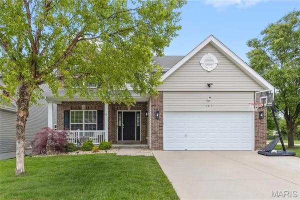 $510,000 | 101 Wyndcrest Court, Lake St. Louis, MO 63367