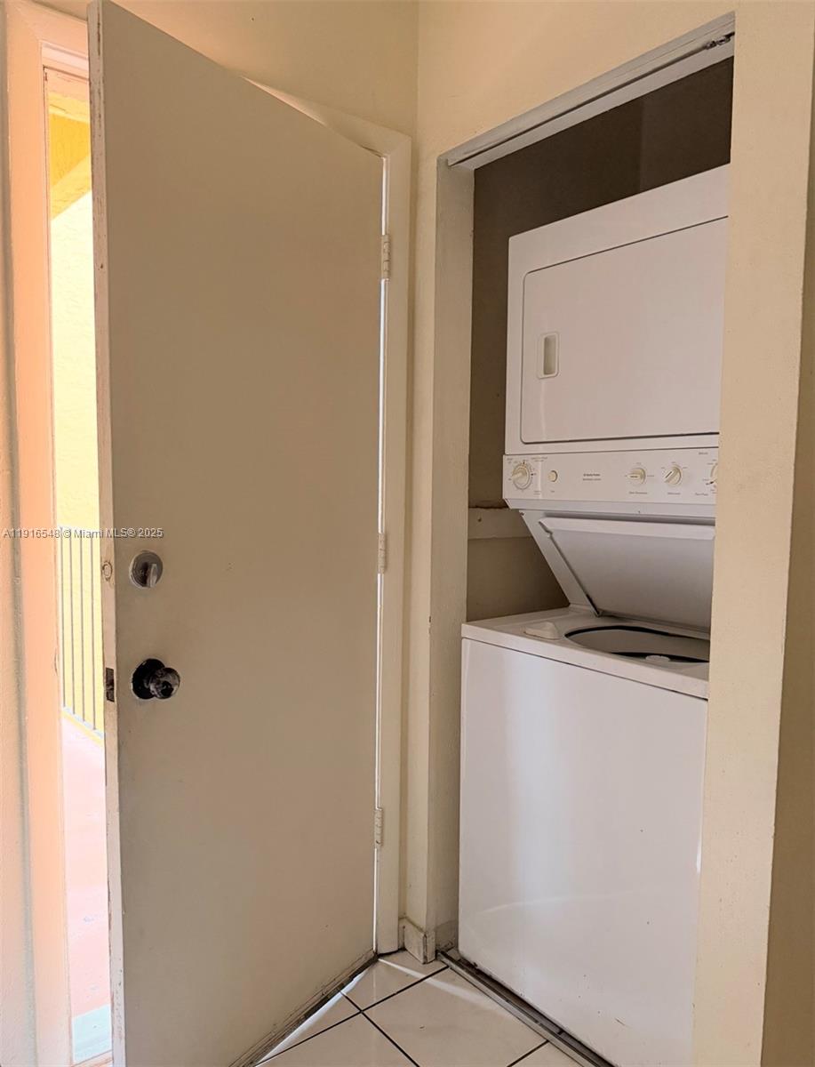 1900 West 54th Street, Unit 320 Hialeah, FL 33012 - Photo 14 of 19