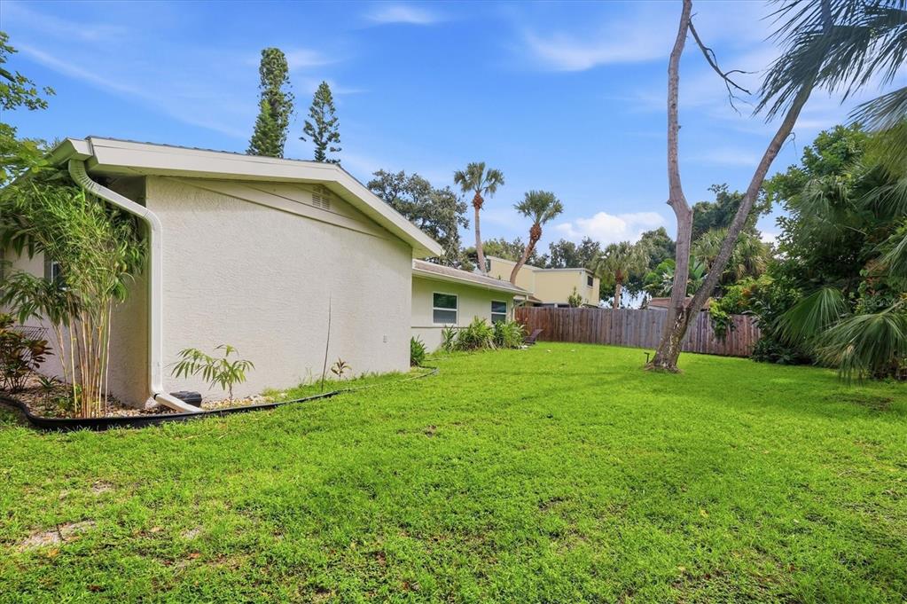 3048 Savage Road Sarasota, FL 34231 - Photo 32 of 38 Gallery Image 32