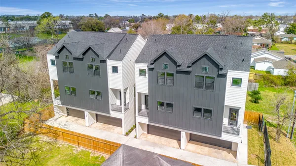 $2,000 | 4209 Allston Street, Unit B, Houston, TX 77018