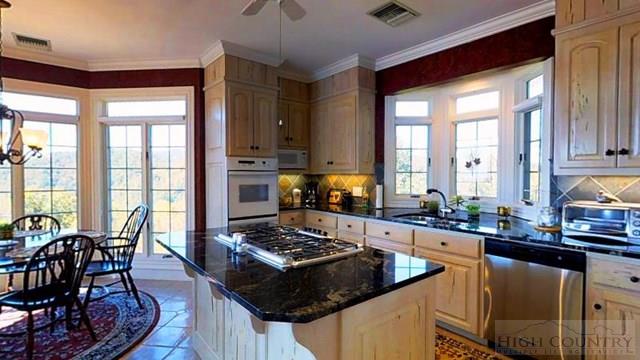 931 Hickory Boone, NC 28607 - Photo 8 of 42 Gallery Image 8