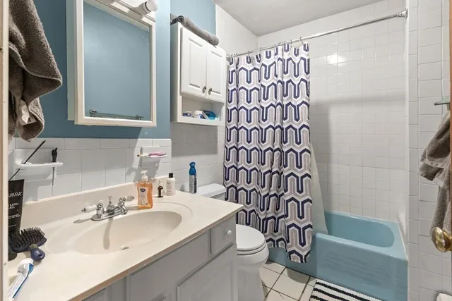 $2,500 | 51 Sargent Avenue, Unit 2, Somerville, MA 02145