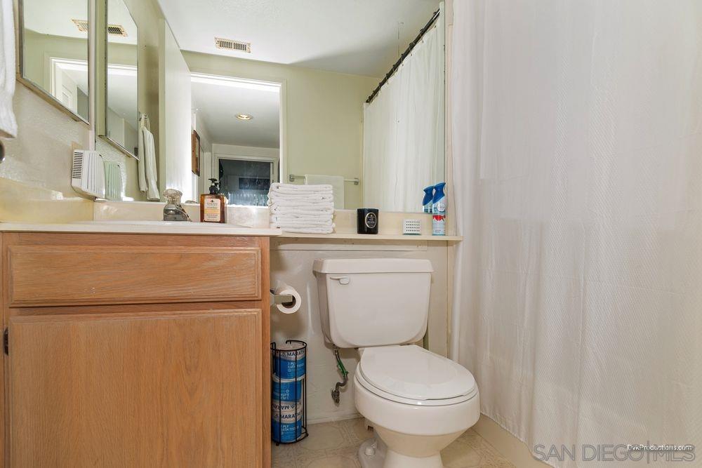 415 Ribbon Beach Way, Unit 251 Oceanside, CA 92058 - Photo 12 of 23 Gallery Image 12