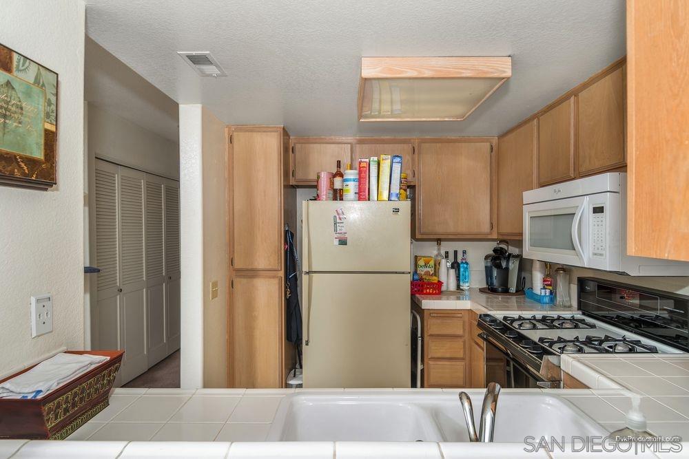 415 Ribbon Beach Way, Unit 251 Oceanside, CA 92058 - Photo 10 of 23 Gallery Image 10