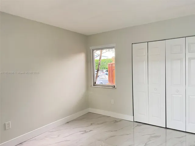 $2,400 | Pembroke Pines, Pembroke Pines, FL 33024