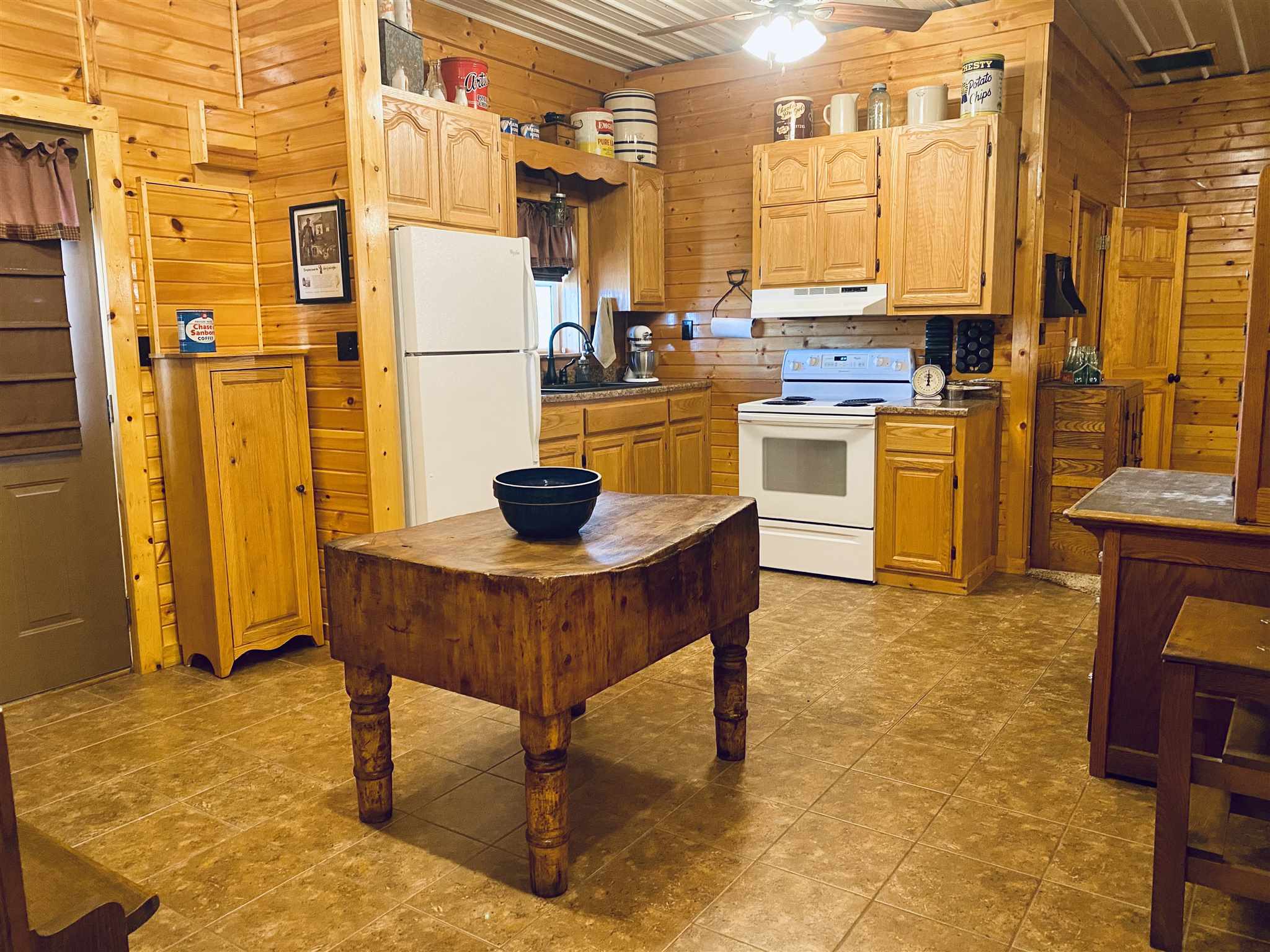 1550 Payton Road Bedford, IN 47421 - Photo 8 of 35