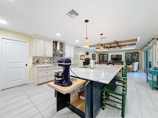 $899,900 | 8423 East Zephyr Wing Court, Floral City, FL 34436