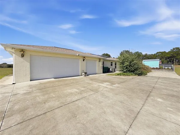 $899,900 | 8423 East Zephyr Wing Court, Floral City, FL 34436