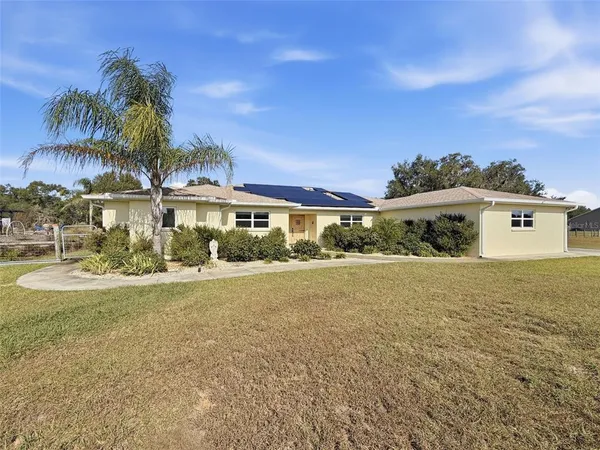 $899,900 | 8423 East Zephyr Wing Court, Floral City, FL 34436