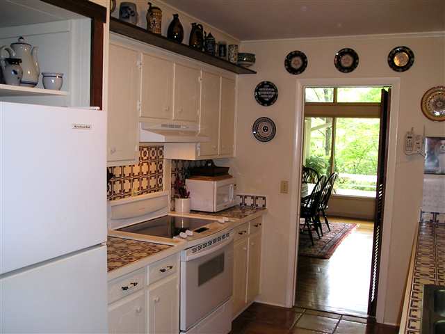 120 Elizabeth Road, Unit HARTWELL WATERFRONT IN CL Central, SC 29630 - Photo 8 of 21 Gallery Image 8