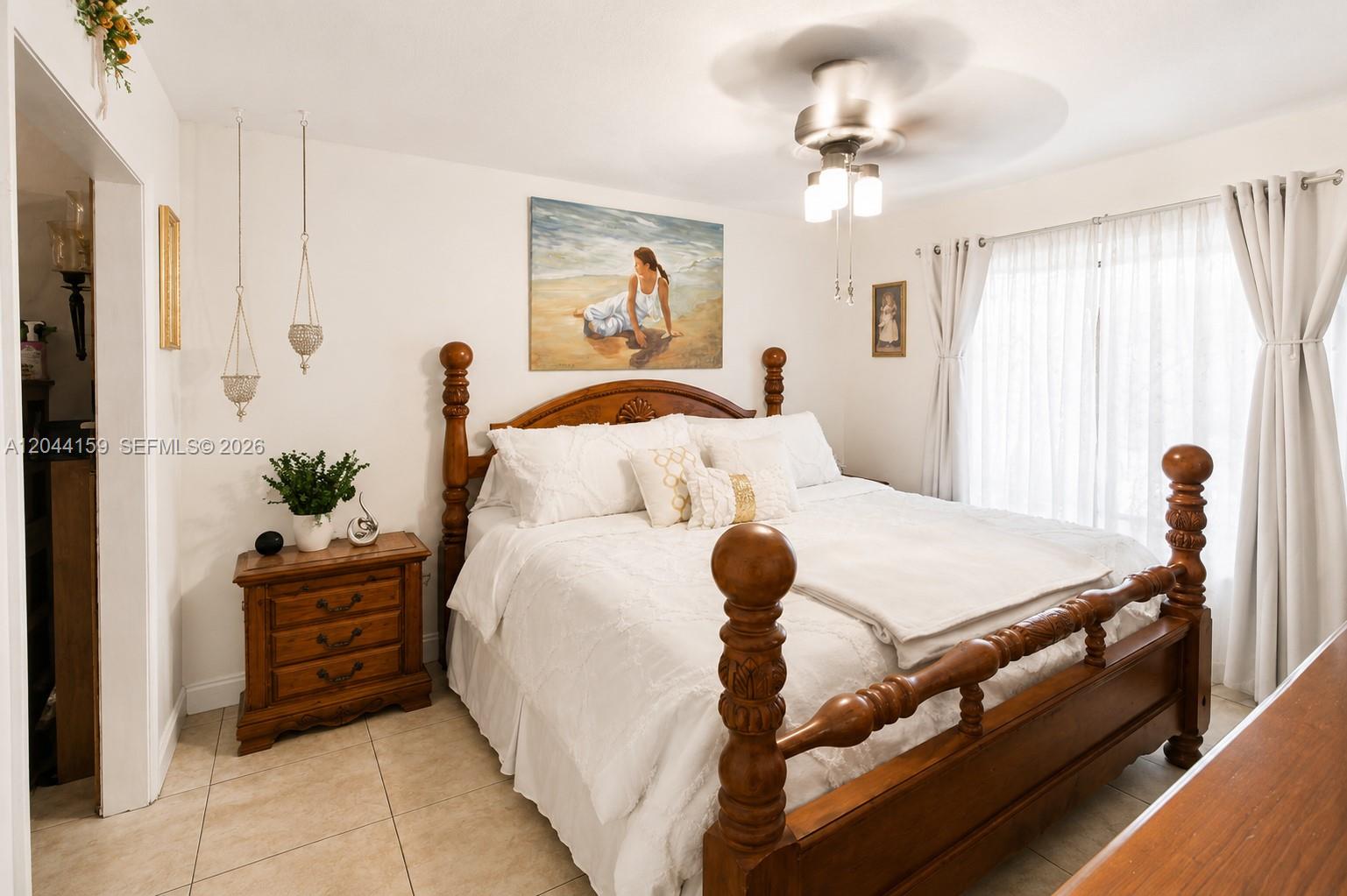 7232 West 29th Way Hialeah, FL 33018 - Photo 7 of 19 MAIN BEDROOM