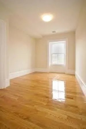 $1,995 | 14 East Milton Road, Unit 4C, Brookline, MA 02445