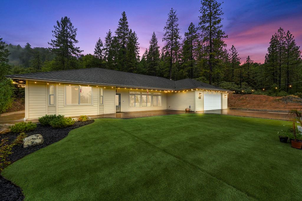 3960 Fort Jim Road Placerville, CA 95667 - Photo 4 of 86 altered image