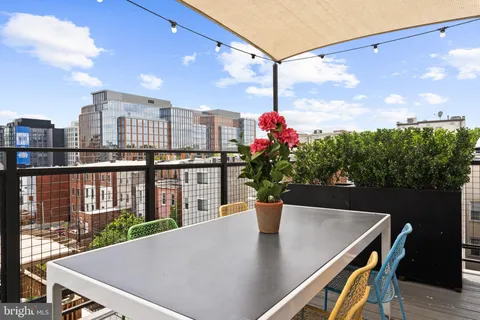 $829,000 | 1126 5th Street Northwest, Unit 4, Washington, DC 20001