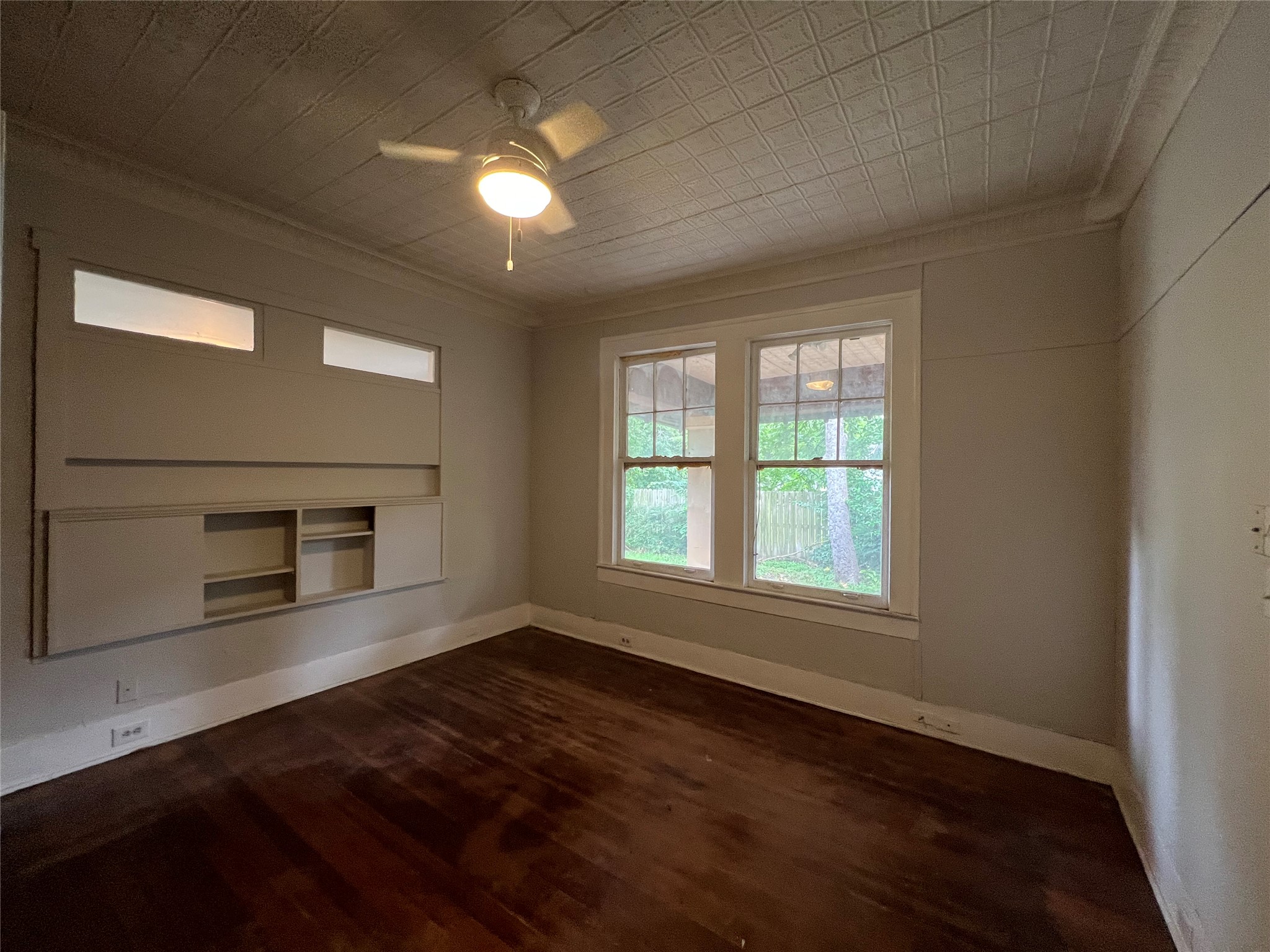 1016 North 3rd Street Temple, TX 76501 - Photo 16 of 29 Bedroom with very unique built-ins