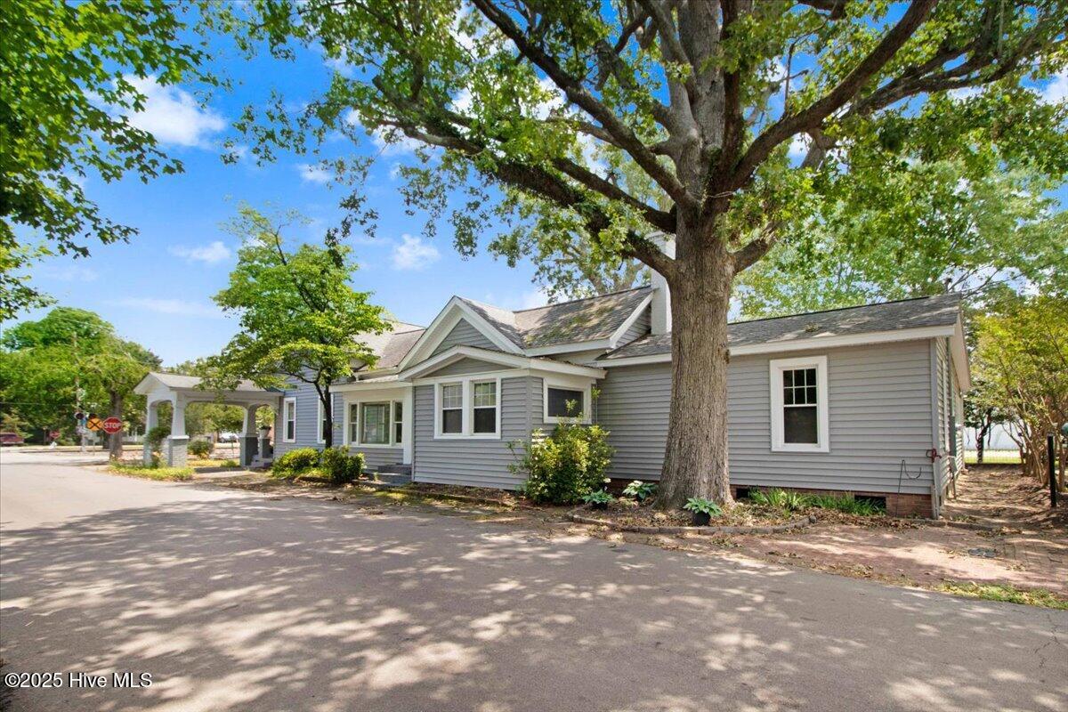 125 West Pine Street Pine Level, NC 27568 - Photo 27 of 36 06-125 W Pine St-6