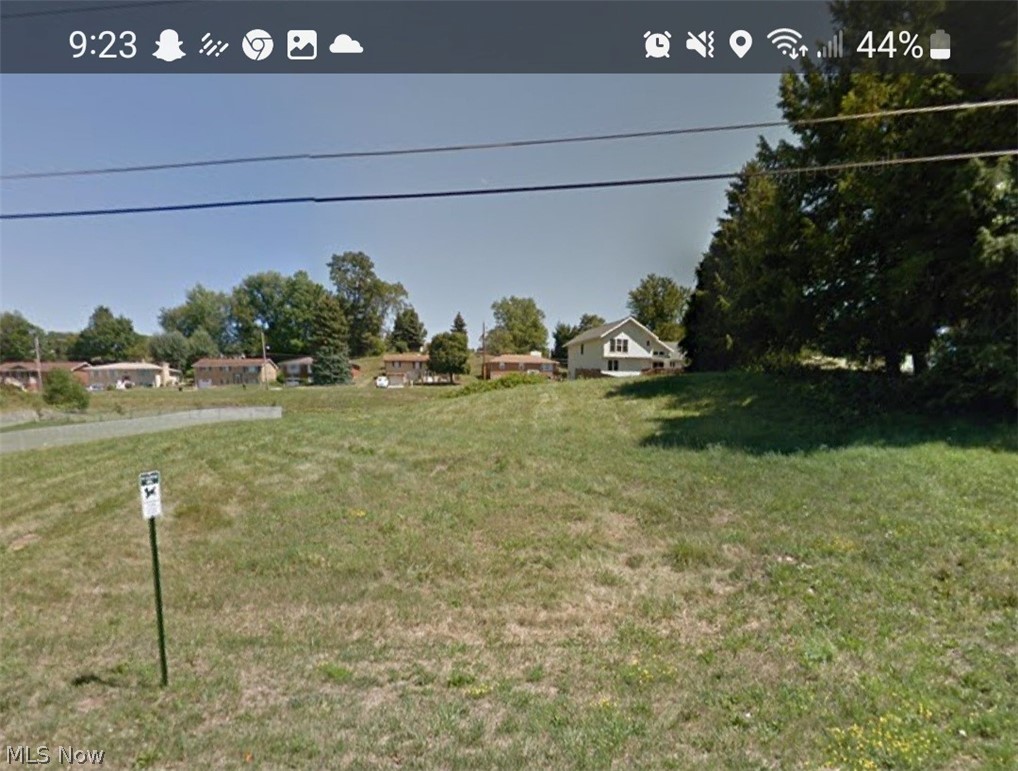 168 Meadow Road Steubenville, OH 43953 - Photo 1 of 2 View of yard