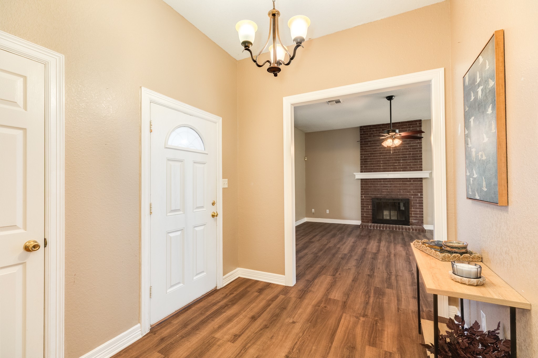 224 North Ranch House Road Angleton, TX 77515 - Photo 4 of 30