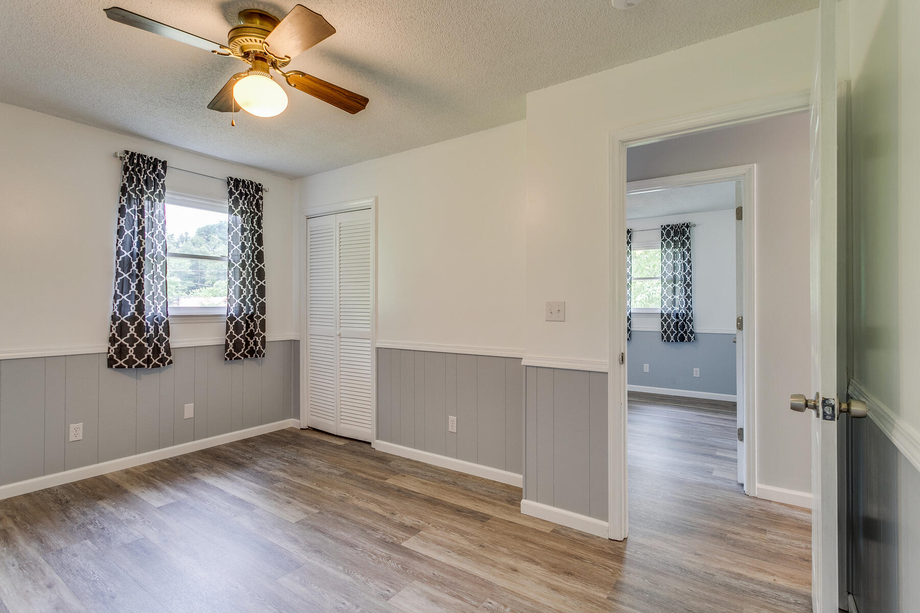 324 Berry Hill Road Elizabethton, TN 37643 - Photo 17 of 38 017