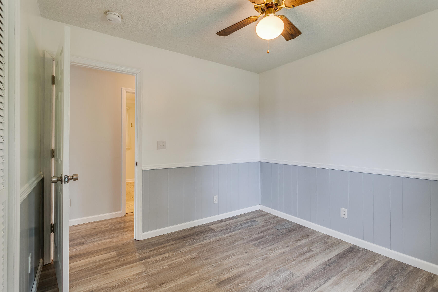 324 Berry Hill Road Elizabethton, TN 37643 - Photo 24 of 38 024