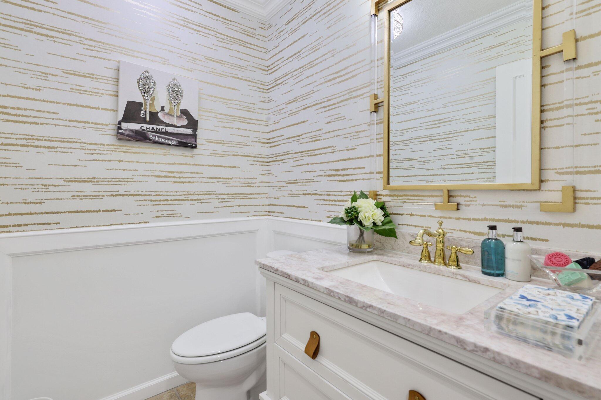 7811 Mandarin Drive Boca Raton, FL 33433 - Photo 18 of 51 Powder Room