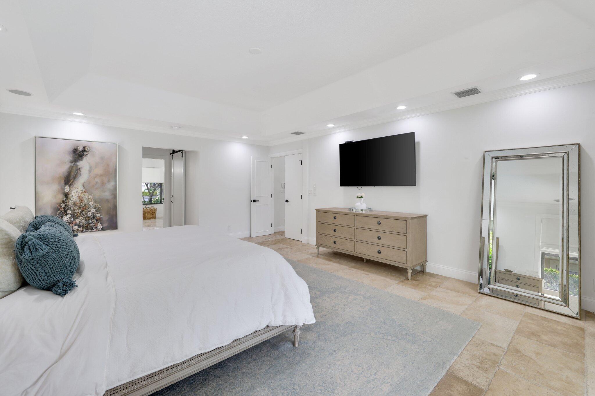 7811 Mandarin Drive Boca Raton, FL 33433 - Photo 21 of 51 Primary Suite