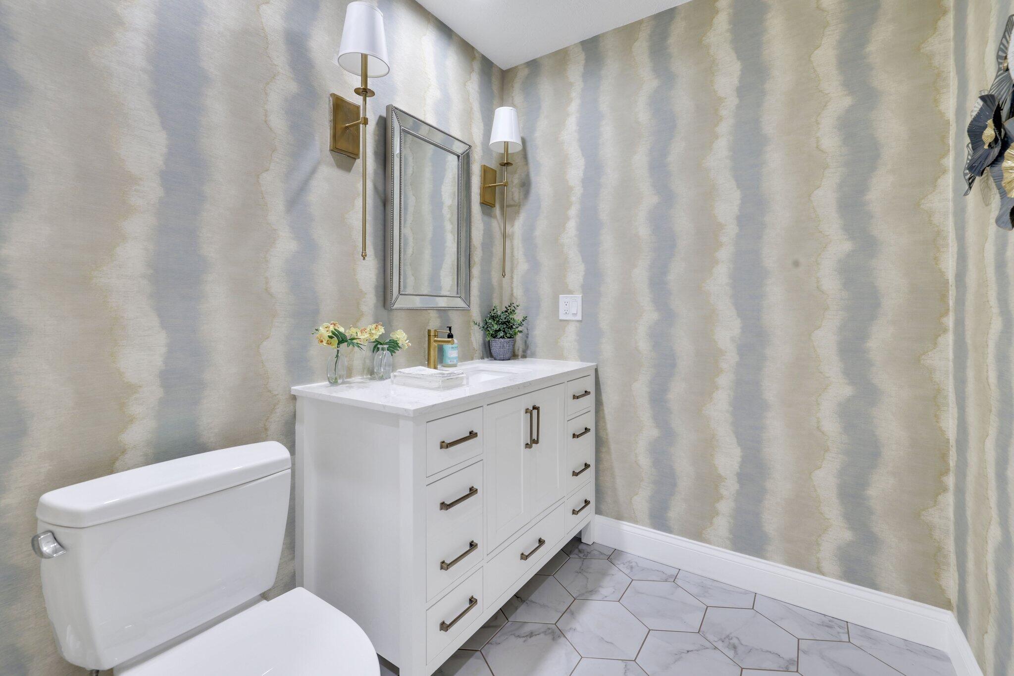 7811 Mandarin Drive Boca Raton, FL 33433 - Photo 37 of 51 Second Powder Room