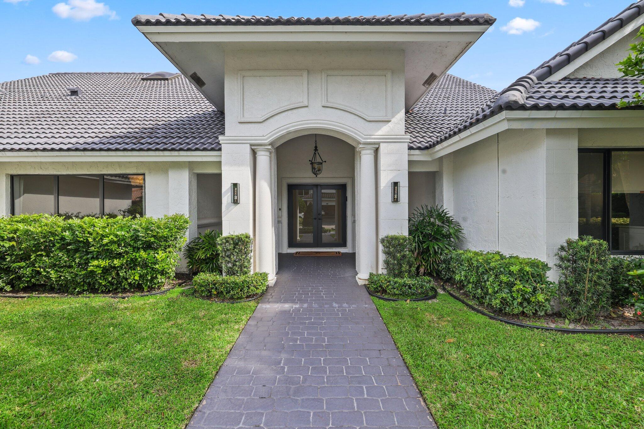 7811 Mandarin Drive Boca Raton, FL 33433 - Photo 4 of 51 Front Entrance
