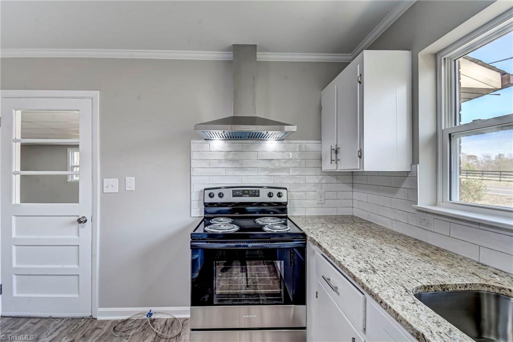 211 Riverside Circle Eden, NC 27288 - Photo 11 of 31 Gallery Image 11