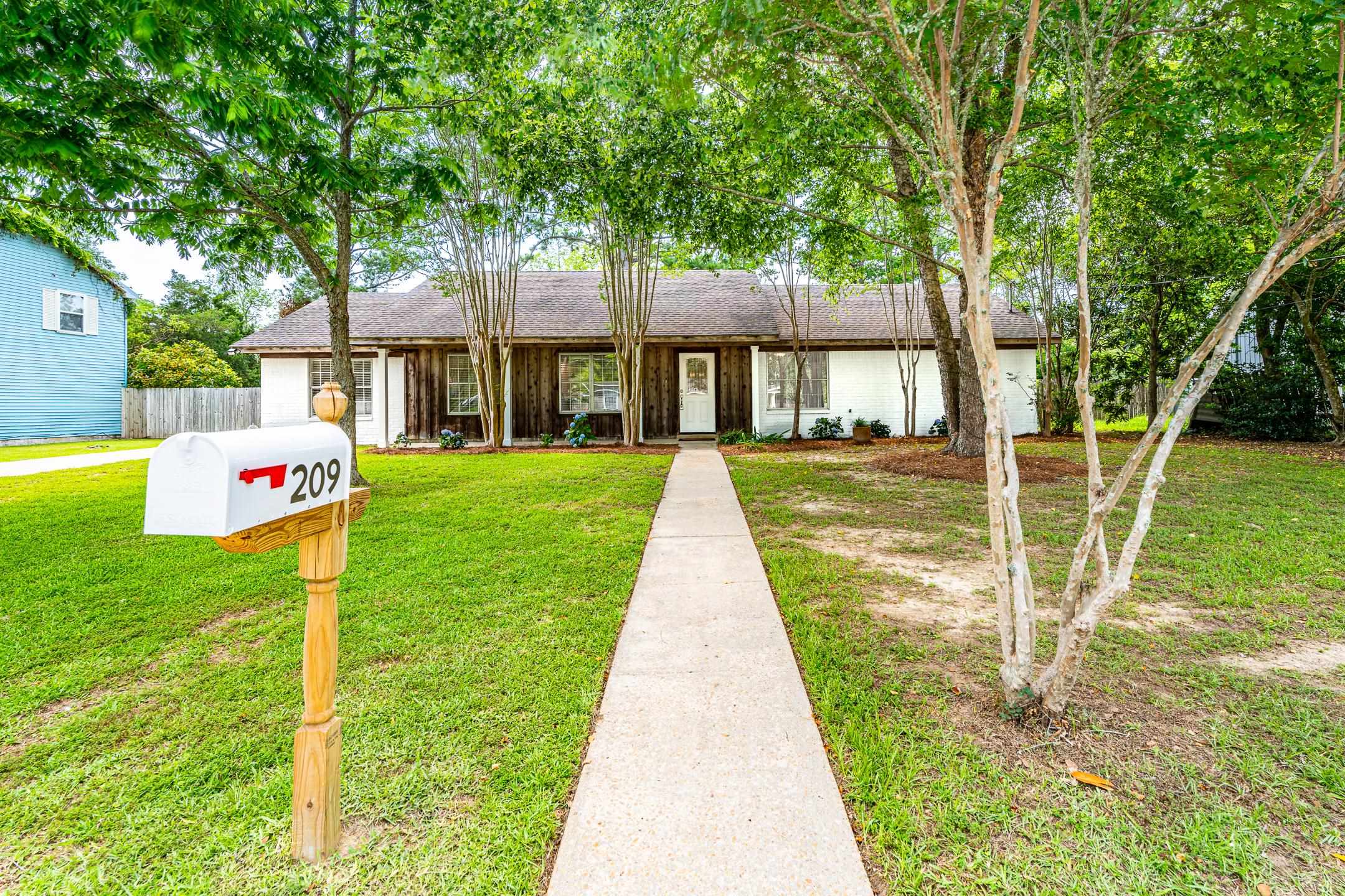 209 Lee Street Fairhope, AL 36532 - Photo 1 of 26